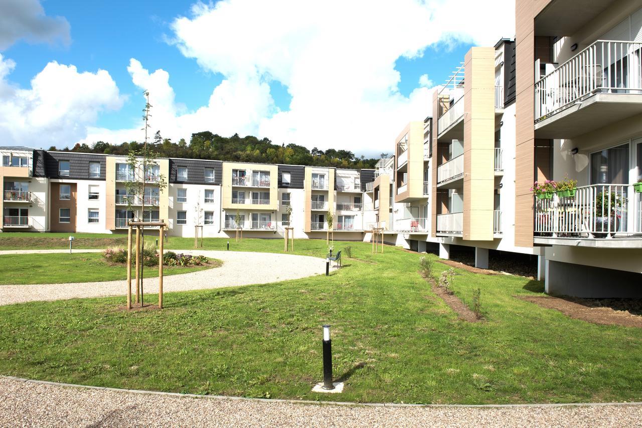 Domitys Le Pavillon De Diane Aparthotel Thionville Bagian luar foto